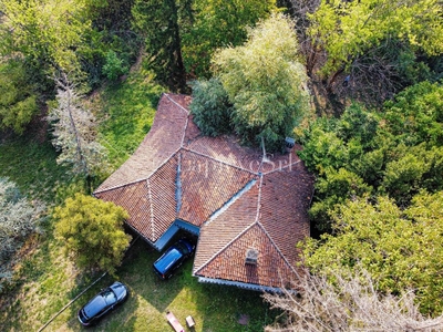 Villa in vendita a Volpedo via Pozzol Groppo, 26