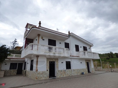 Villa in Vendita in Strada Provinciale 16 135 a Santa Flavia