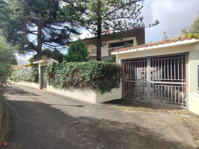 Villa in Vendita in Via Aquino 21 a Monreale