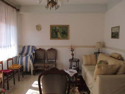 Villa in Vendita in Via Principe di Piemonte 191 a Fiumefreddo di Sicilia