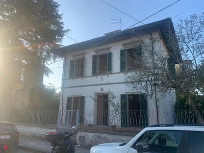 Villa in Vendita in Via Giovanni Pisano a Pisa