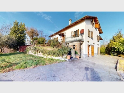 Villa singola in vendita a Barga, Via Loc.Palmette di Loppia, snc - Barga, LU