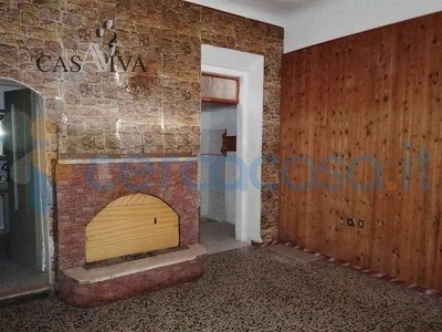 Appartamento Bilocale da ristrutturare, in vendita in Viale Giacomo Leopardi 162, Acquaviva Picena