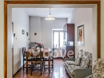 Appartamento in vendita 1 Stanza da letto a Montalcino