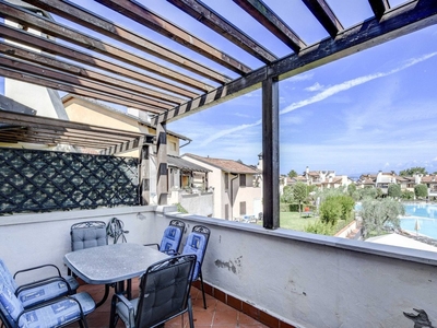 Appartamento in vendita 2 Stanze da letto a Peschiera Del Garda