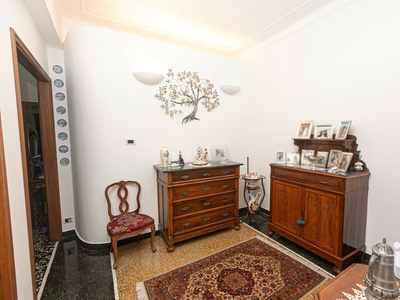 Appartamento in vendita 3 Stanze da letto a Genova