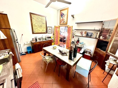 Appartamento in vendita a Firenze