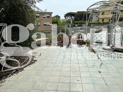 Appartamento in Via Emanuela Loi, 8, Nettuno (RM)