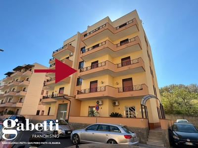 Appartamento in Via Fontanella, 4, Patti (ME)