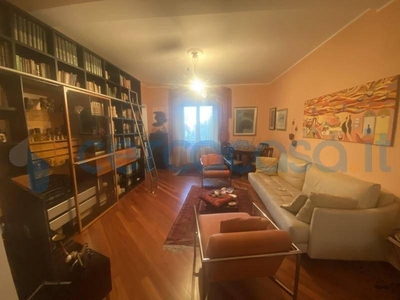Appartamento Trilocale in ottime condizioni, in vendita in Via Santa Cecilia, 163, Messina