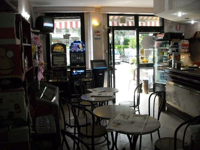 Bar in vendita a Prato