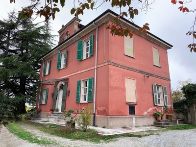 Casa in vendita 4 Stanze da letto a Acqui Terme