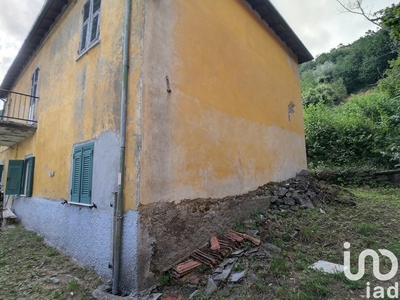 Casa in vendita 4 Stanze da letto a Varese Ligure