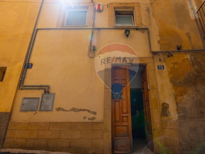 Casa semi indipendente in vendita 2 Stanze da letto a Caltagirone