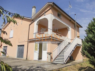 Casa singola con terreno