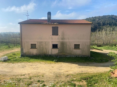 Casolare in vendita a Magliano In Toscana