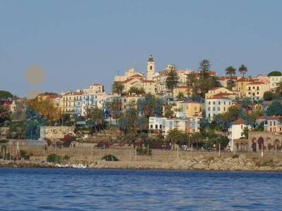 Hotel in vendita a Bordighera