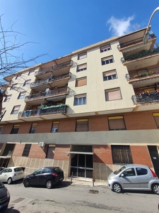 Vendita Appartamento, in zona BOCCETTA / CRISTO RE, MESSINA