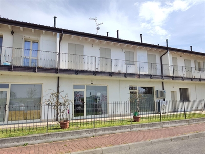 Vendita Appartamento, in zona CAVACURTA, CASTELGERUNDO