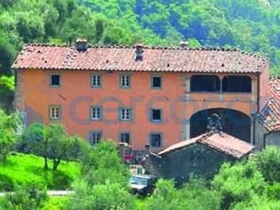 Villa in ottime condizioni in vendita a Bagni Di Lucca