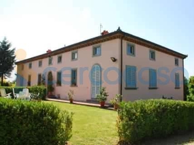 Villa in ottime condizioni, in vendita in San Martino In Colle, Capannori