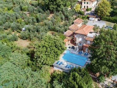 Villa in vendita 10 Stanze da letto a Monsummano Terme