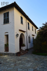 Villa in vendita 12 Stanze da letto a Canelli