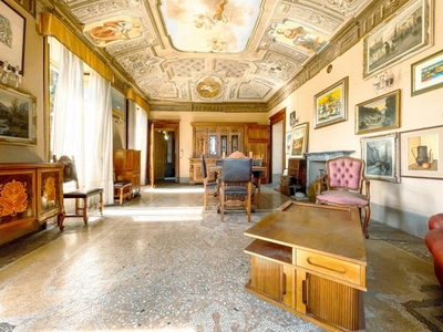 Villa in vendita 12 Stanze da letto a San Maurizio D'opaglio