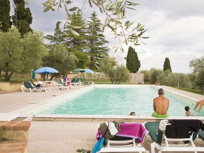 Villa in vendita 24 Stanze da letto a Castelnuovo Berardenga