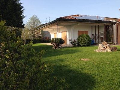 Villa in vendita 3 Stanze da letto a Cesena