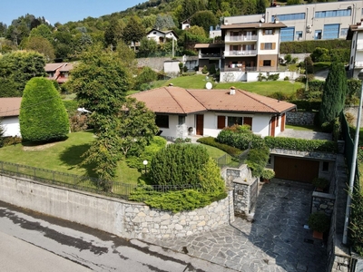 Villa in vendita 3 Stanze da letto a Como