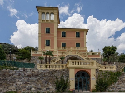 Villa in vendita 5 Stanze da letto a Santa Margherita Ligure