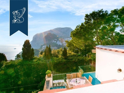 Villa in vendita 6 Stanze da letto a Capri