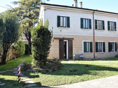 villa in vendita a Cabiate (CO)