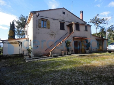 Villa in vendita in Via Montecucco 47, Santa Maria Nuova