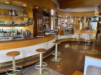 Pub in vendita a Sarre frazione La Remise