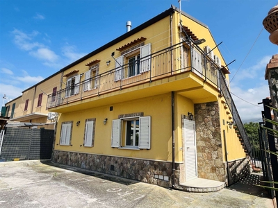 Villa a schiera in vendita a Lascari Palermo