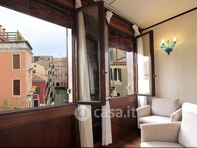Appartamento in Affitto in Calle Sant'Antonio a Venezia