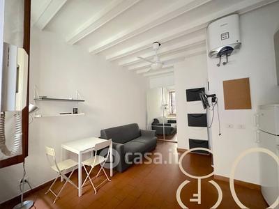 Appartamento in Affitto in Corso San Gottardo 30 a Milano