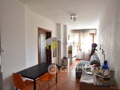 Appartamento in Affitto in Largo Esperanto a Pisa