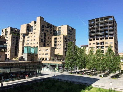 Appartamento in Affitto in Piazza della Trivulziana 3 a Milano