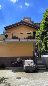 Appartamento in Affitto in Via Aosta 17 a Milano