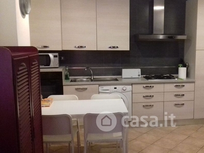 Appartamento in Affitto in Via Bessarione 34 a Milano