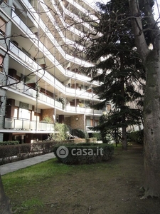 Appartamento in Affitto in Via Bronzino a Milano
