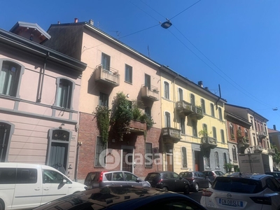 Appartamento in Affitto in Via Carlo Poerio 18 a Milano