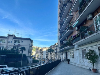 Appartamento in Affitto in Via Consalvo a Napoli
