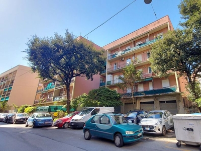Appartamento in Affitto in Via dell'Ombra a Genova