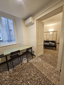 Appartamento in Affitto in Via Gropallo a Genova