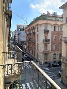 Appartamento in Affitto in Via Massena 63 a Torino