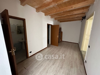 Appartamento in Affitto in Via Nicolosi 2 a Monreale